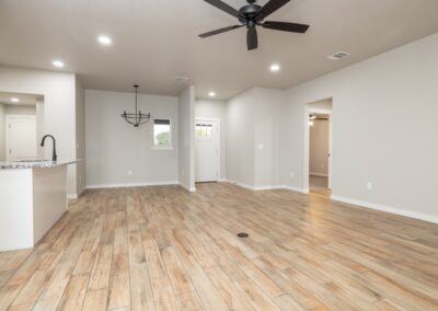 300 N 9th 38 1652 Plan Fuller Homes Home Builders Amarillo TX (14) (1366x768)